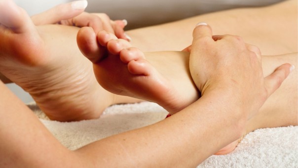 Porque � que os p�s incham?