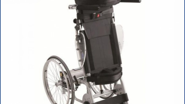 Cadeira de rodas vertical