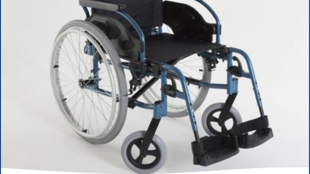 Cadeira de Rodas Manual Standard